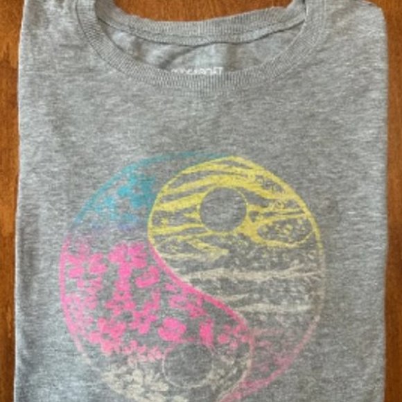 Yin Yang Classic Fit Super Soft Slub Crew Neck Long Sleeve Tee - Picture 2 of 3